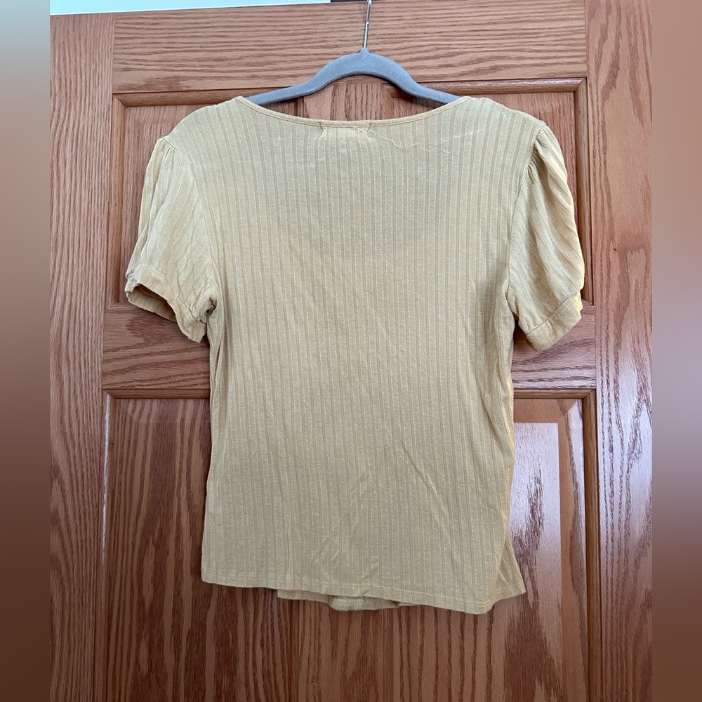 T-shirt - Picture 2 of 2